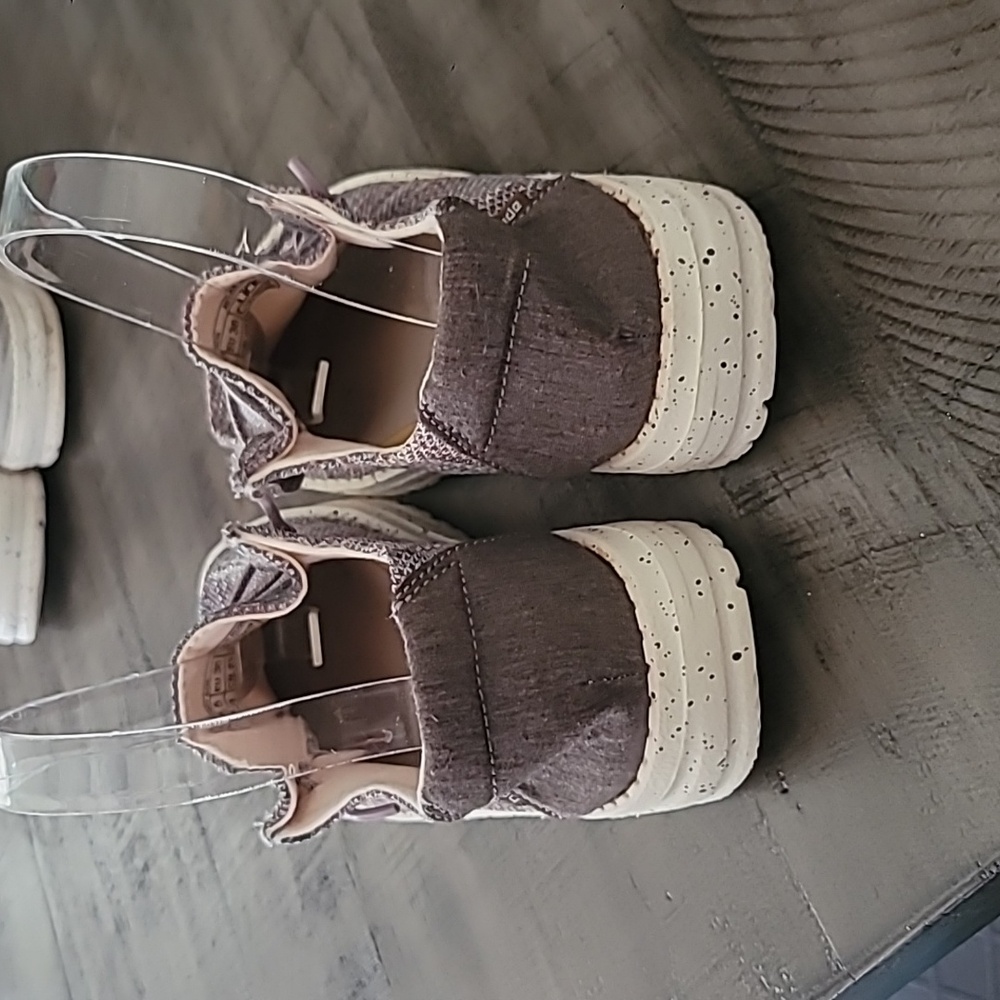Hey Dudes Wendy Sox Antique Rose Casual Women's Shoes - Size 5 - Picture 3 of 6